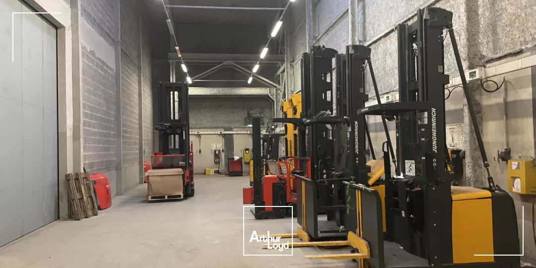 Entrepôts à louer - Arras