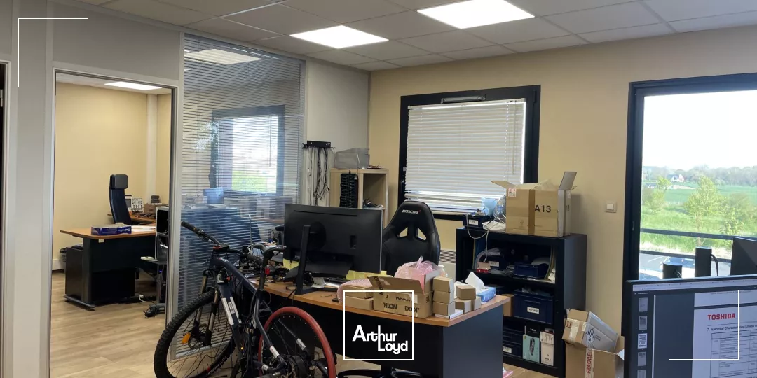 Bureaux à vendre à COURRIERES 62710