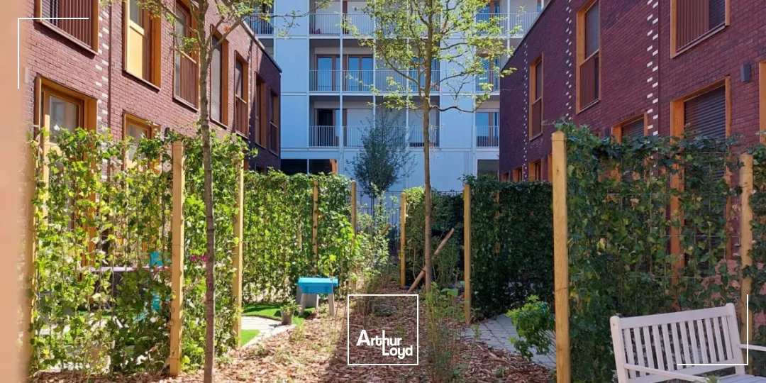 Local commercial à vendre Lille - 362 m² avec façade vitrée et parkings au coeur de l'écoquartier dynamique FIVES CAIL