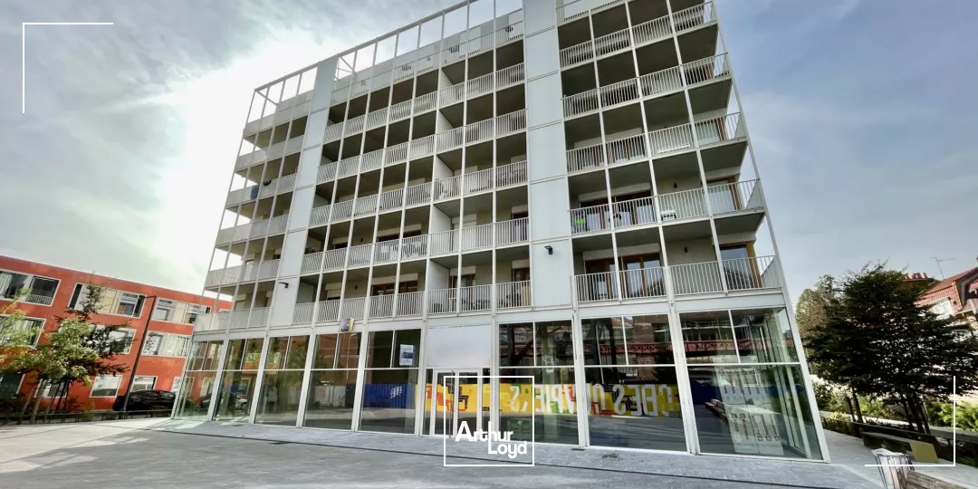 Local commercial à vendre Lille - 362 m² avec façade vitrée et parkings au coeur de l'écoquartier dynamique FIVES CAIL