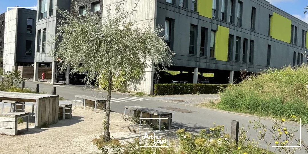 Location bureaux 700 m² rénovés - Marcq-en-Baroeul Business Park, Grands Boulevards proche tramway