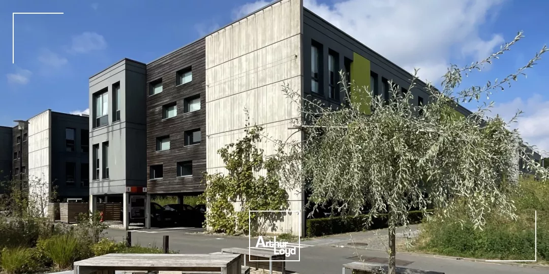 Location bureaux 700 m² rénovés - Marcq-en-Baroeul Business Park, Grands Boulevards proche tramway