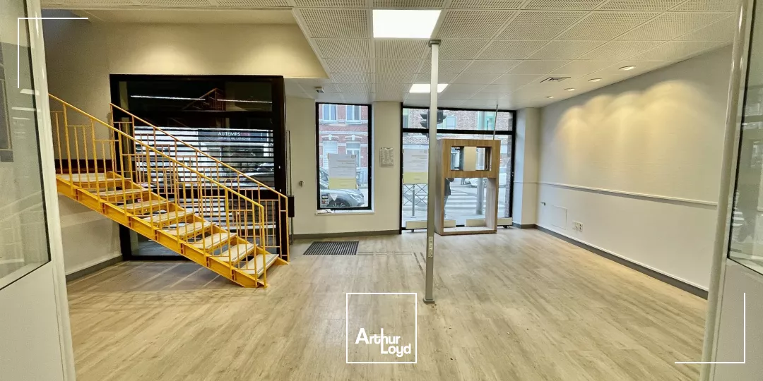 Bureaux à vendre Lomme - 230 m² lumineux avec visibilité exceptionnelle et patio privatif