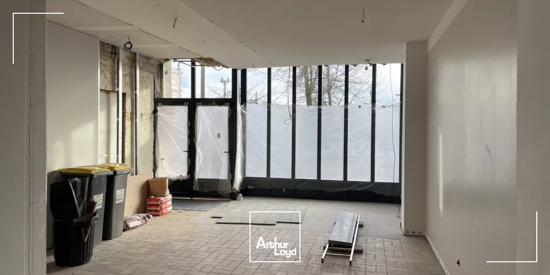 Local entièrement rénové à Armentieres 