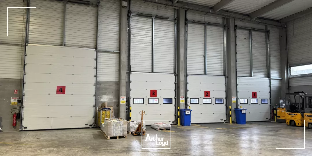 Entrepôts à louer à LESQUIN 59810