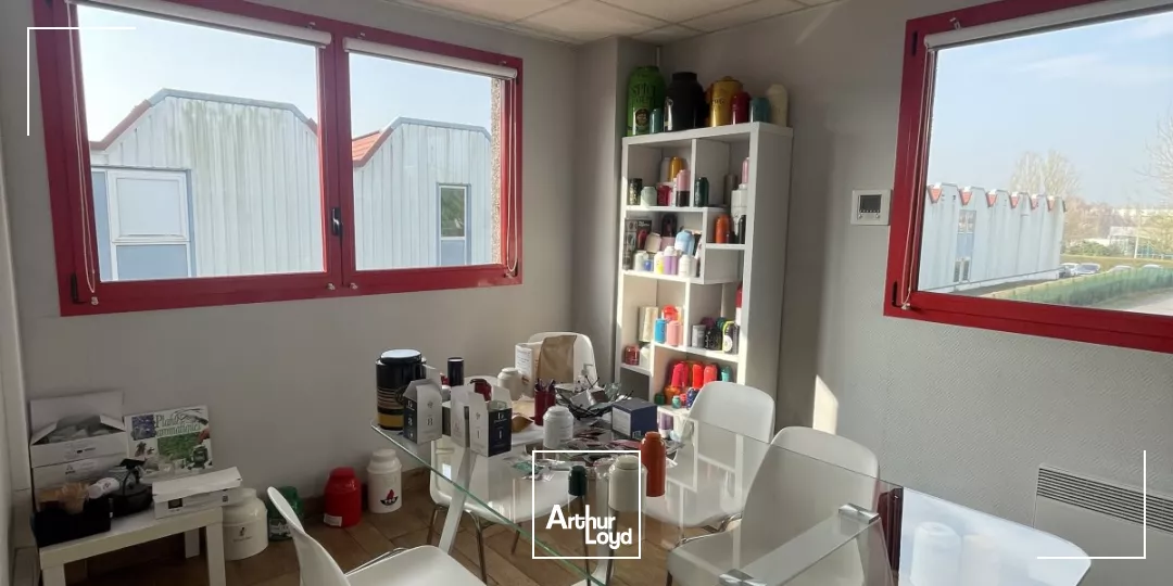 Entrepôts à louer, Seclin. 