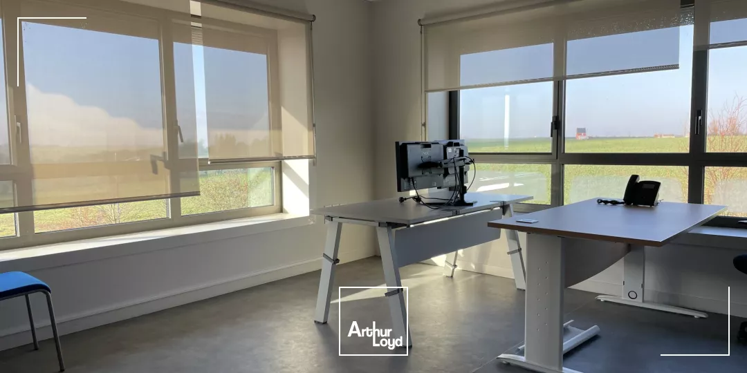 Bureaux à vendre ou à louer à CAUDRY- Cambrai