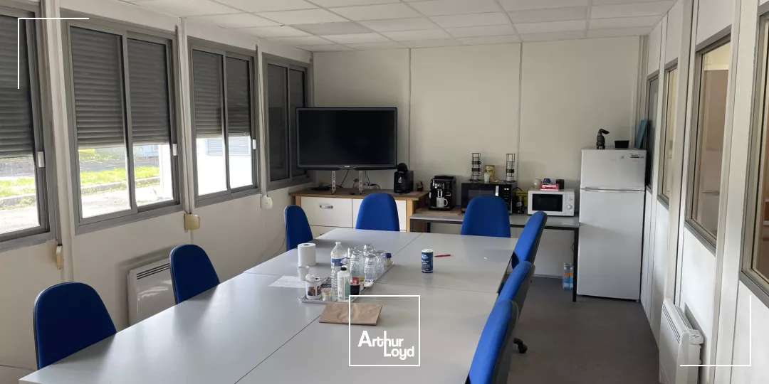 Entrepôt à louer avec ponts-roulants - Douai