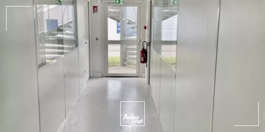 Bureaux à louer à LOOS