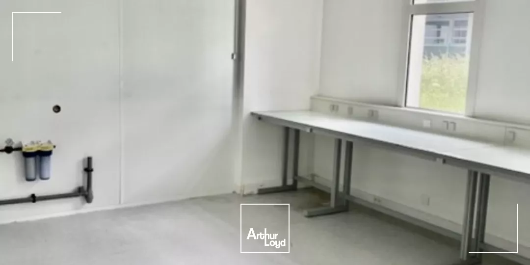 Bureaux à louer à LOOS