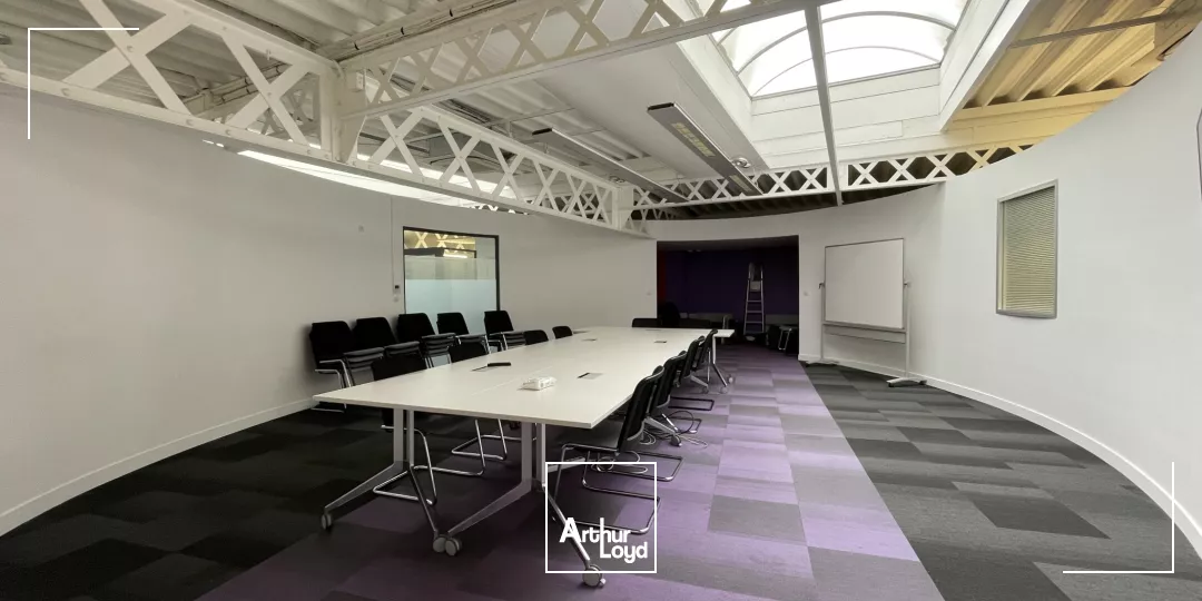Bureaux d'une belle superficie de 2 050 m2 à louer à La Madeleine, secteur Grands Boulevards