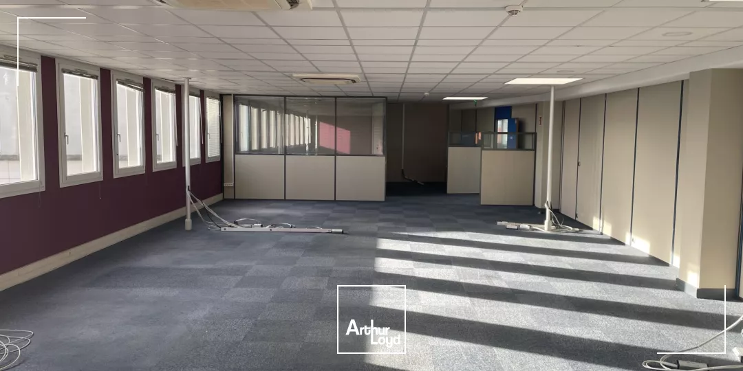 Bureaux à vendre ou à louer à Douai 59500