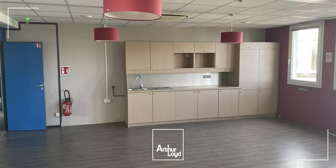 Bureaux à vendre ou à louer à Douai 59500