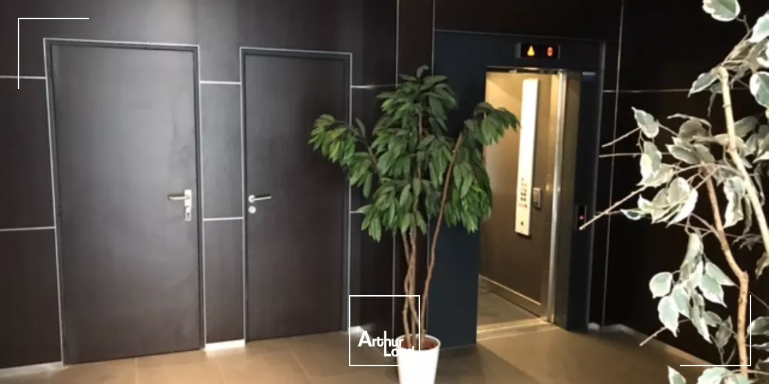 BUREAUX LUMINEUX CENTRE VILLE DE LILLE