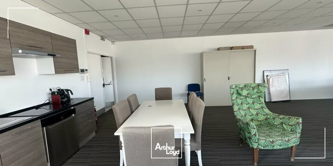 BUREAUX à LOUER de 444 m²