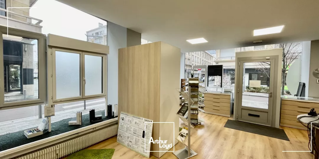 Locaux commerciaux à louer à ROUEN 76000