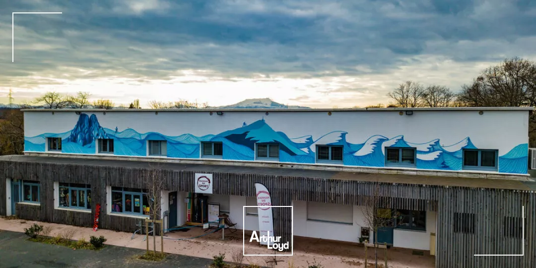 Bureaux 200 m² avec parking à 7 min de l'autoroute, opportunité unique !