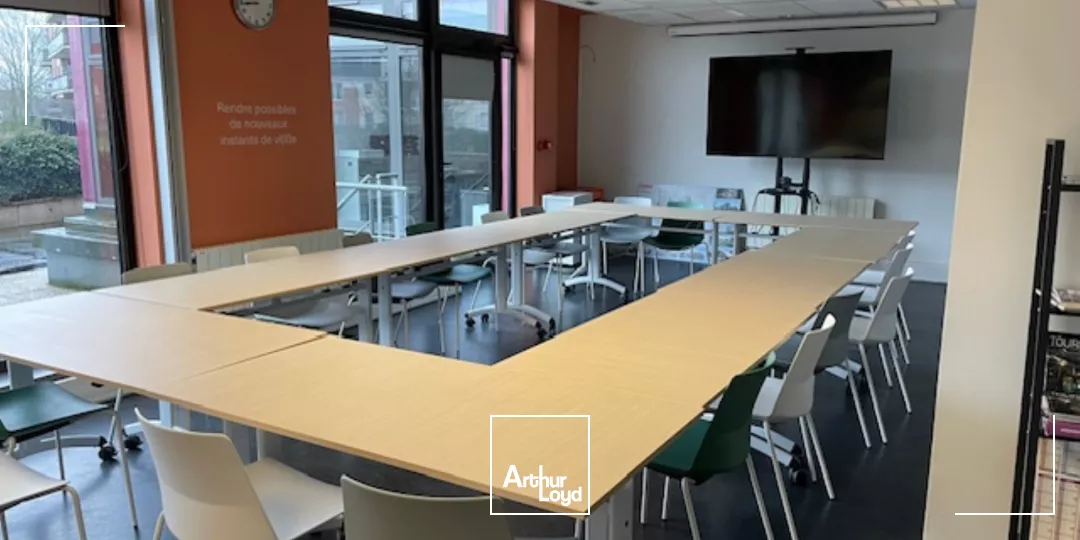 Tourcoing - Immeuble de bureaux à louer de 1 755 m2