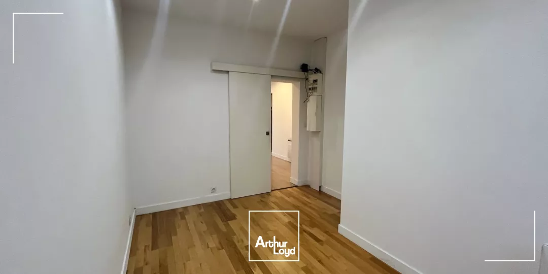 LOCAL COMMERCIAL 50M2 A LOUER LA BAULE DE GAULLE