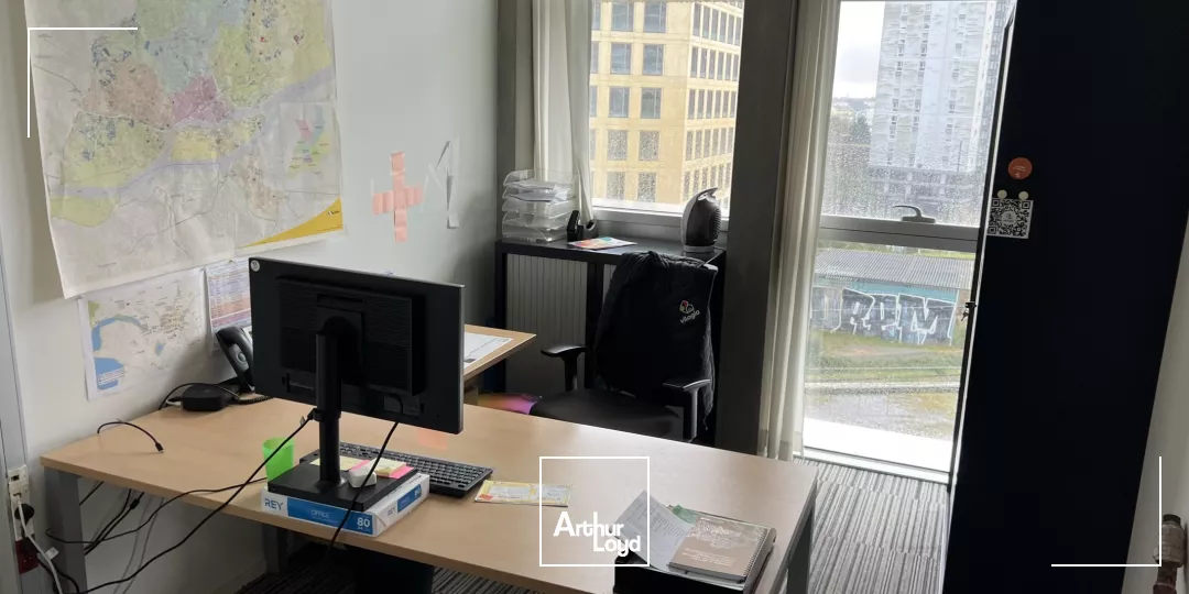 A LOUER - BUREAUX - EURONANTES - PROCHE GARE
