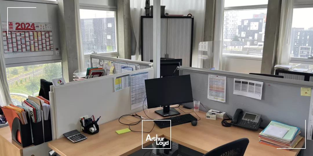 A LOUER - BUREAUX - EURONANTES - PROCHE GARE