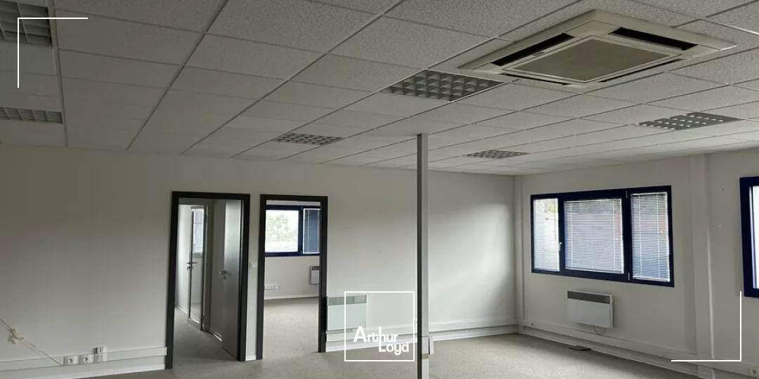 BUREAUX à VENDRE de 163 m²