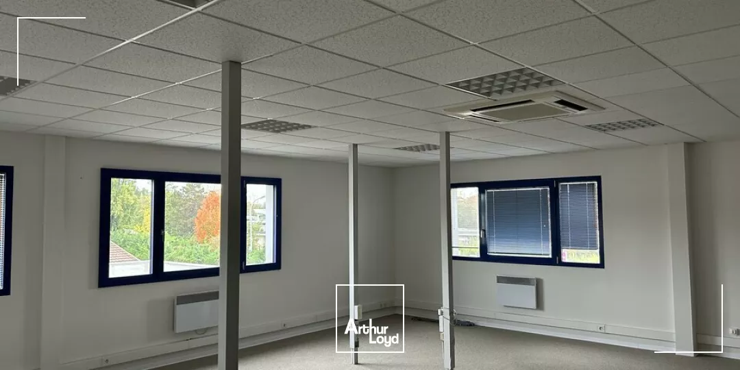 BUREAUX à VENDRE de 163 m²