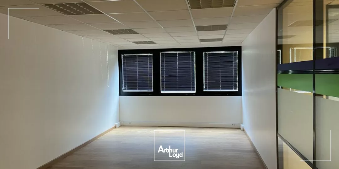 BUREAUX à LOUER de 207 m²