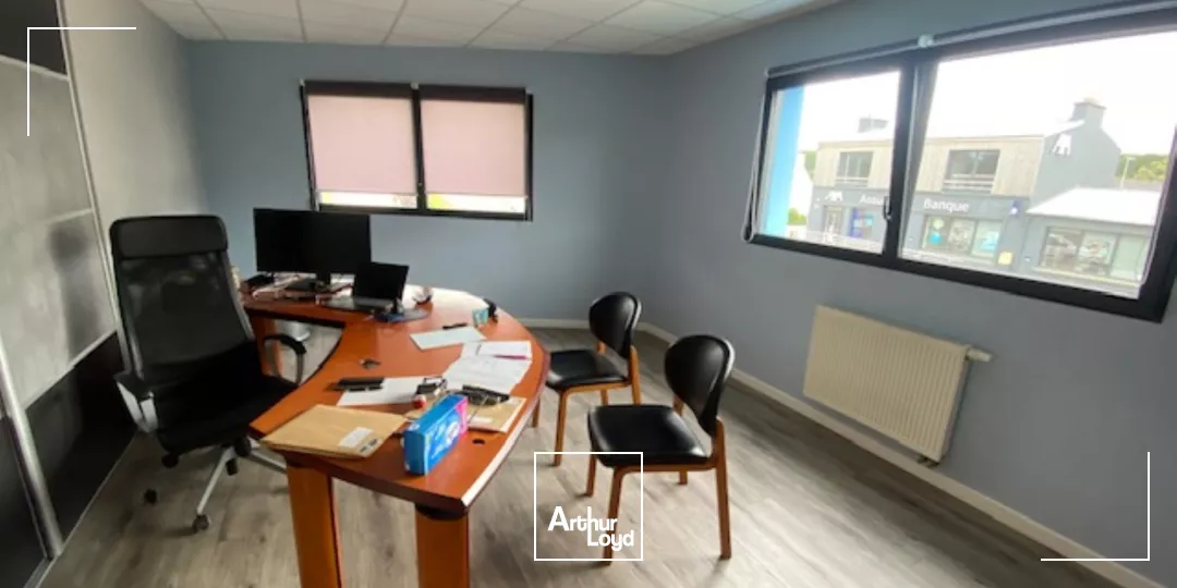 LOCATION - BUREAUX - 130M² ENVIRON - GUIPAVAS