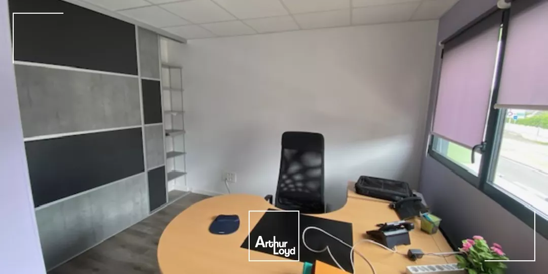 LOCATION - BUREAUX - 130M² ENVIRON - GUIPAVAS