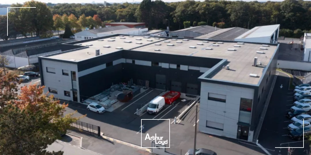 A louer bâtiment neuf à St Aignan