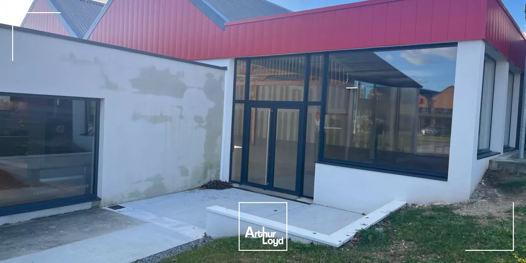 A LOUER LOCAL COMMERCIAL GUERANDE 400M2