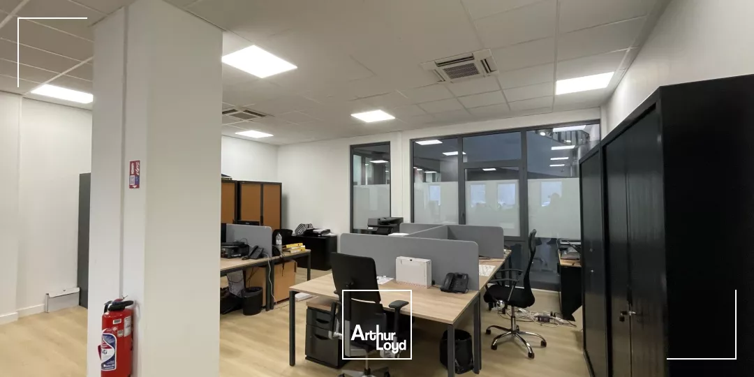 Bureaux à louer à ISNEAUVILLE 76230