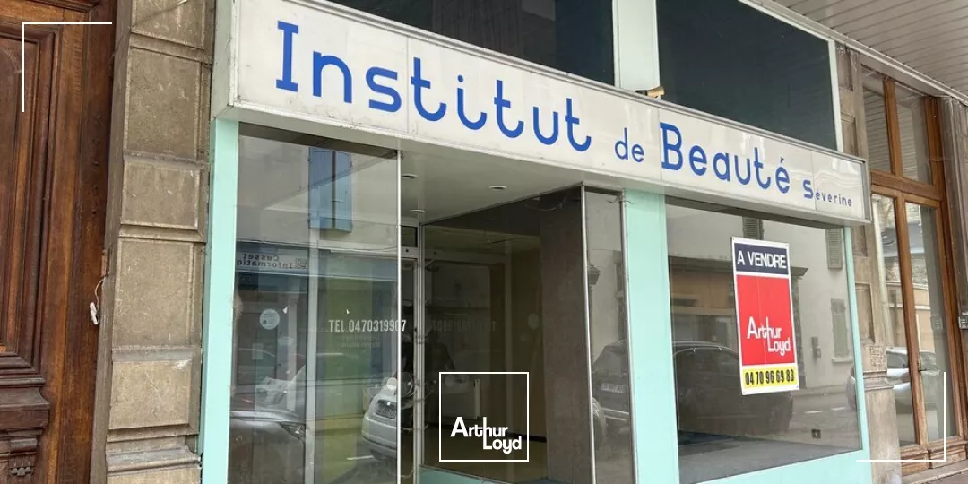 LOCAL COMMERCIAL CUSSET CENTRE