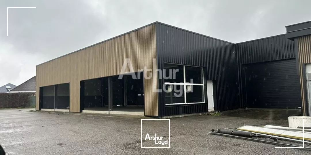 LOCAL COMMERCIAL ROUTE DE PARIS 