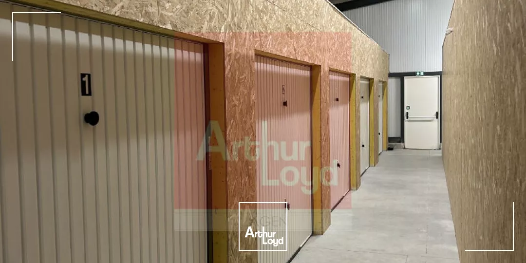 Local d'activité Sainte Livrade Sur Lot 1890 m2