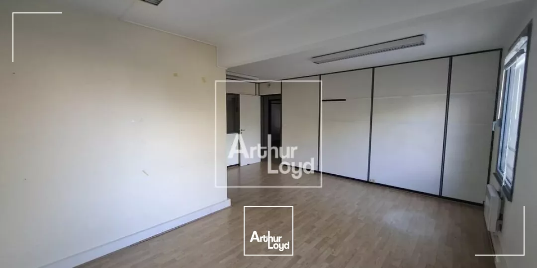 Bureaux proche gare de MELUN à louer