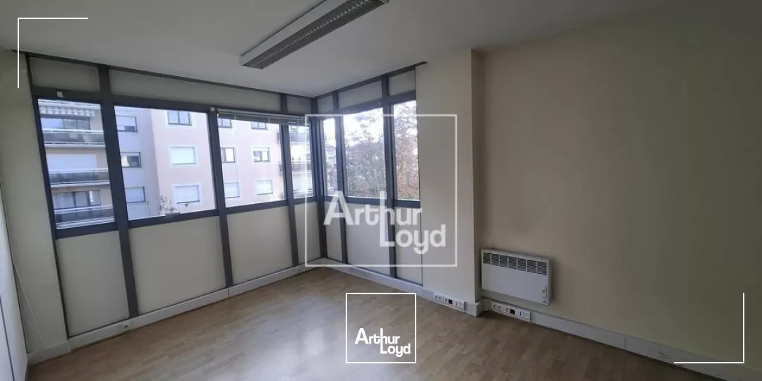 Bureaux proche gare de MELUN à louer