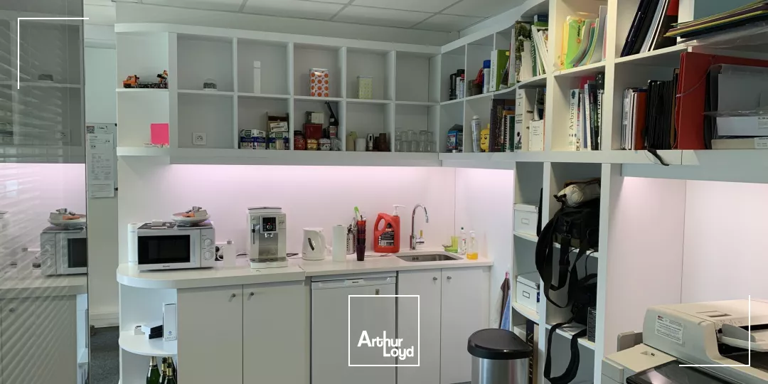 BUREAUX A LOUER - EUROPARC - CHANTRERIE - 129M2 - PMR