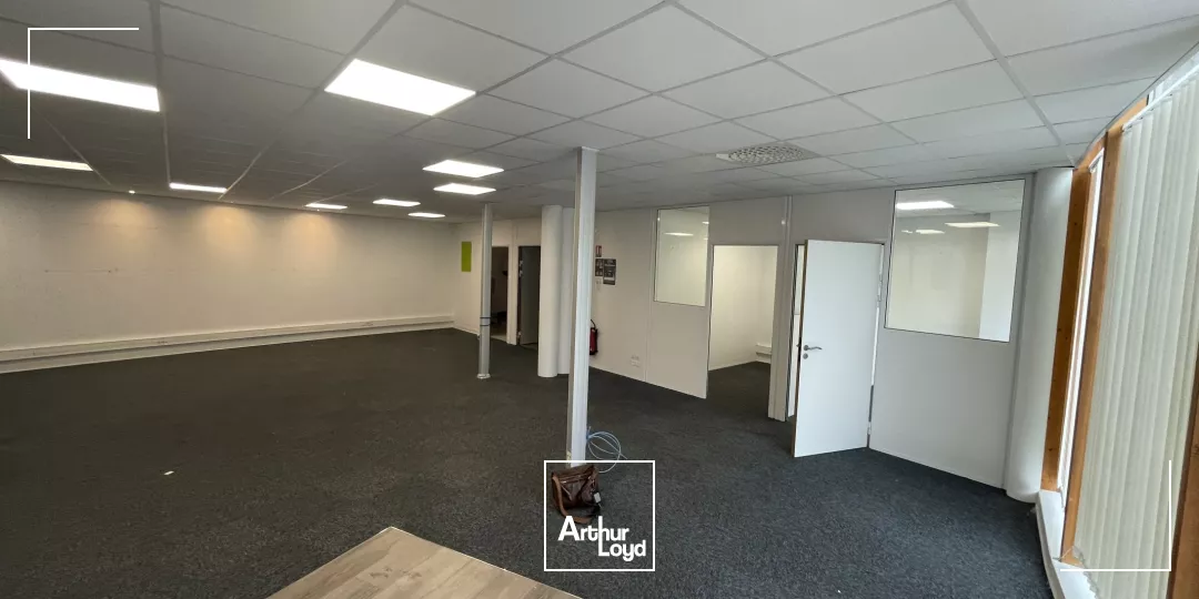 Rare à Béziers ! Bureau en RDC ou Commerce de 192 m2 à Louer