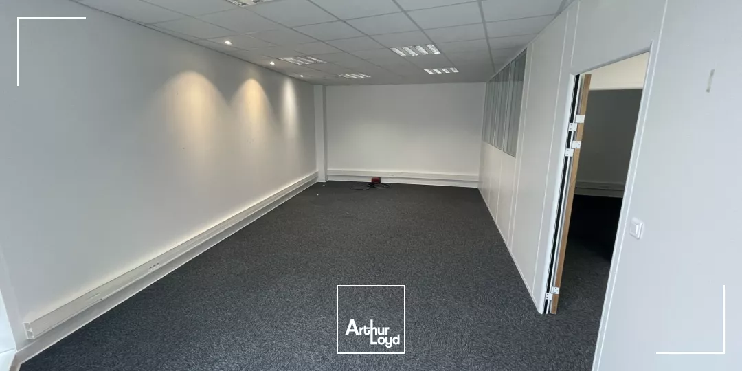 Rare à Béziers ! Bureau en RDC ou Commerce de 192 m2 à Louer