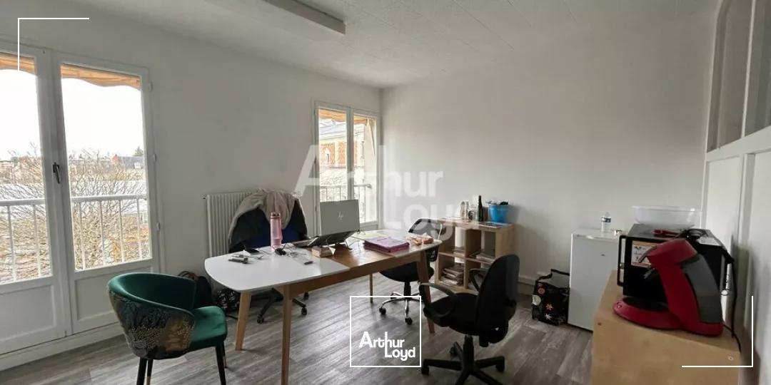 BLOIS - LOCATION BUREAUX DE 91,40 M² - QUARTIER ADMINISTRATIF