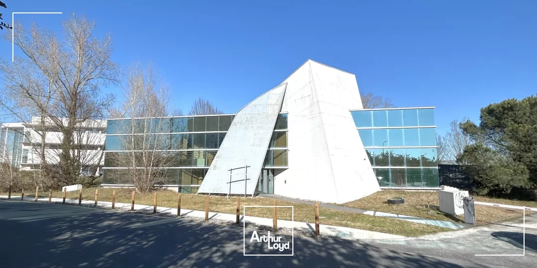 A vendre - Immeuble de bureaux indépendant de 850 m² - Mérignac aéroport