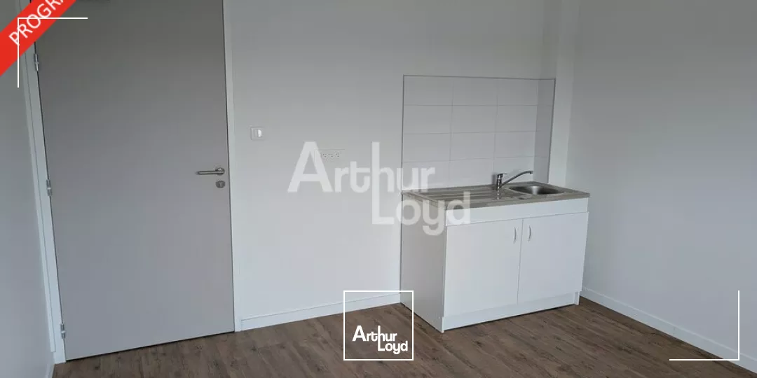 OUEST DE RENNES - LOCAL D'ACTIVITE NEUF - GRAND VOLUME AVEC 1 QUAI