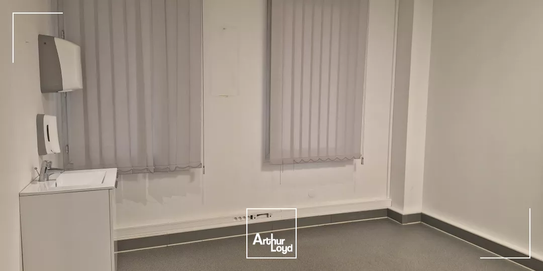 BATIMENT INDEPENDANT BUREAUX A VENDRE ST EGREVE 