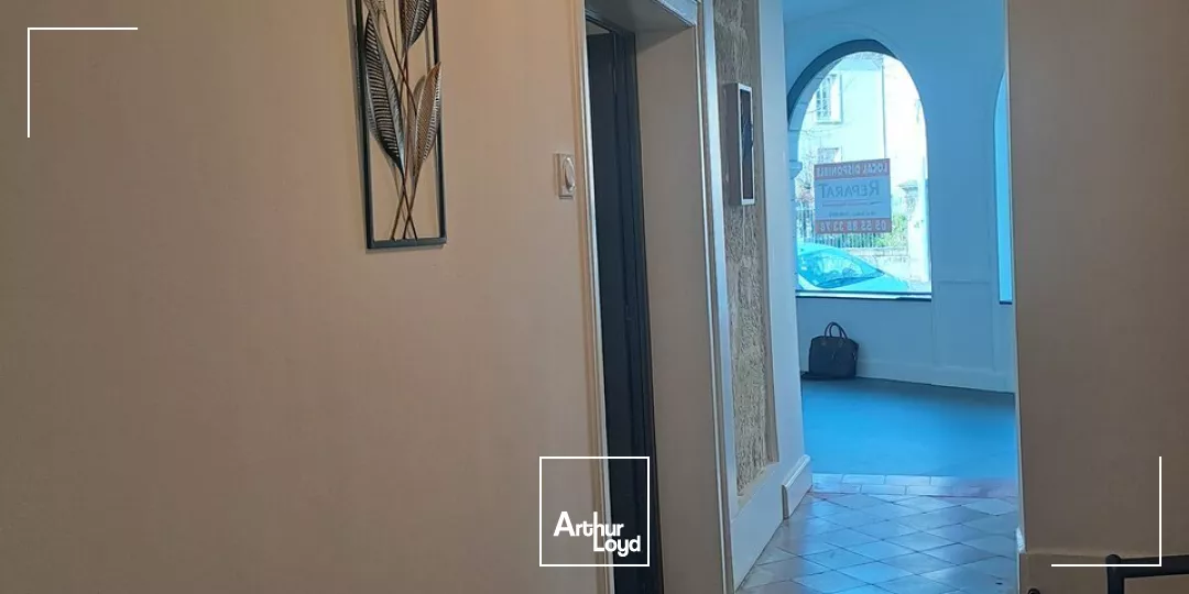 BUREAUX location à BRIVE-LA-GAILLARDE 19100