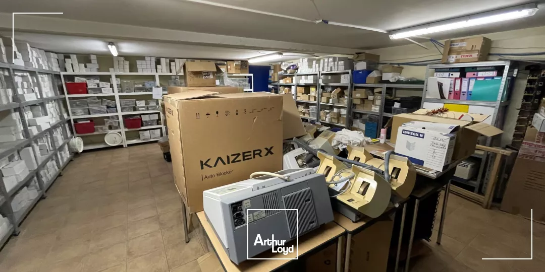 Locaux PMR et ERPables avec extérieur à vendre - Proximité Ste Marguerite - 13010 Marseille