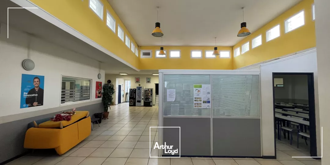 Locaux PMR et ERPables avec extérieur à vendre - Proximité Ste Marguerite - 13010 Marseille