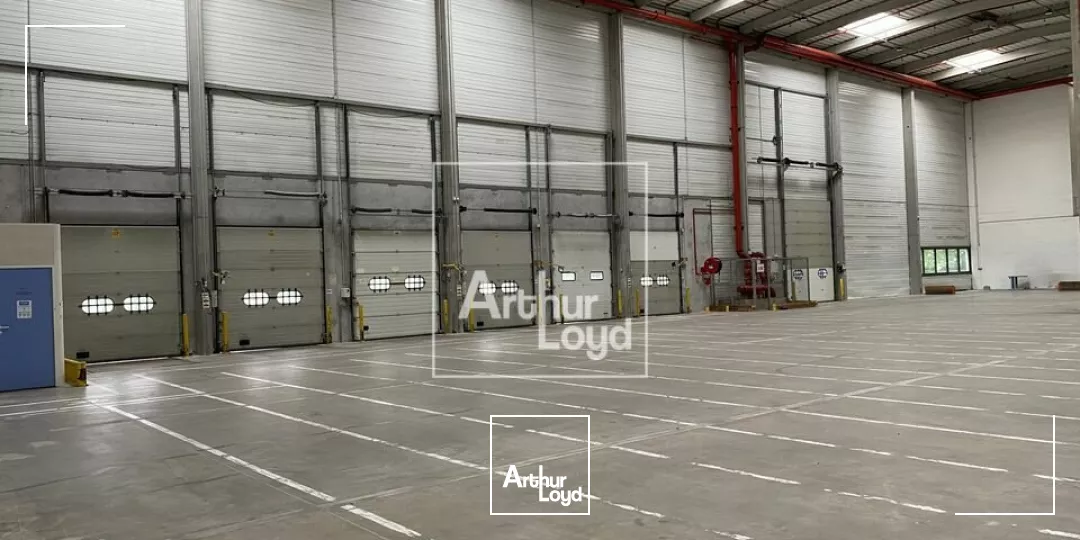 ENTREPOT LOGISTIQUE GRANDE SURFACE
