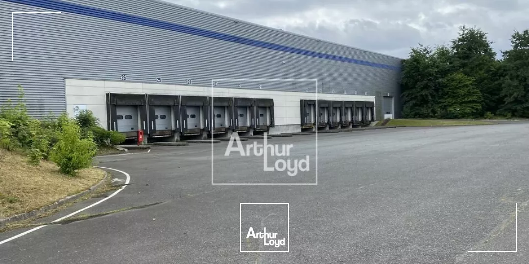 ENTREPOT LOGISTIQUE GRANDE SURFACE